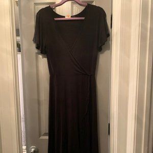 BLACK HI-LO MAXI